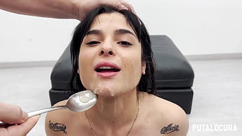 PutaLocura – Bukkake muy cerdo para la zorra española de grandes tetas Nadja Hot