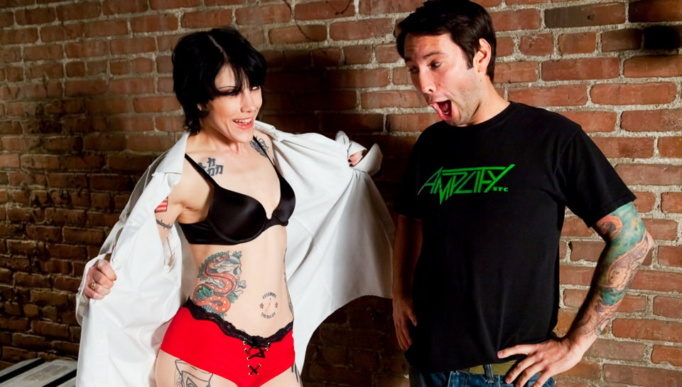 I Ain’t Affraid Of No Ghost, Scene #01 (Joanna Angel, Cadence St. John, Tommy Pistol)