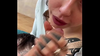 DOUBLE BLOWJOB TURNS DIRTY WITH RIMJOB – Teen Milf Cum Swap Big Tits Blonde Brunette POV Threesome