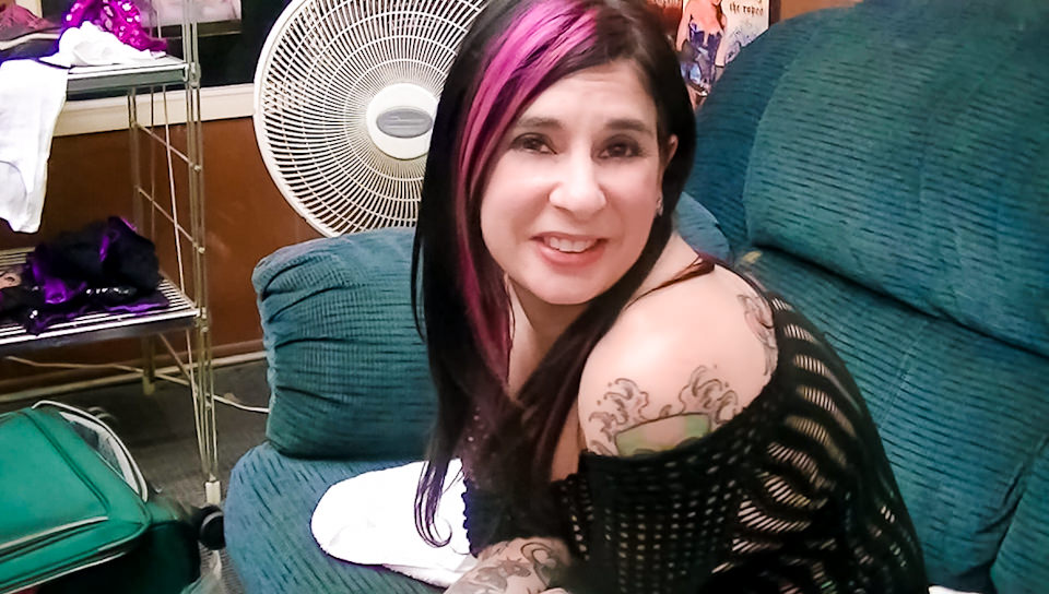 Gold Club!, Scene #01 (Joanna Angel)