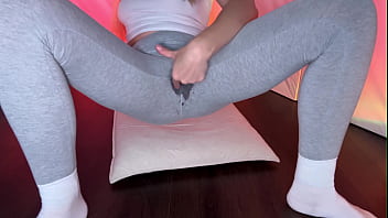 WET MY LEGGINS WITH HARD NIPPLE STIMULATION – NIPPLES PLAY MAKE ME SOAKING WET – SLOPPY FINGERING – ASMR MOANING