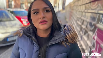 PutaLocura – Colombiana ardiente Scarlett es pillada y tiene sexo cerdo con Torbe
