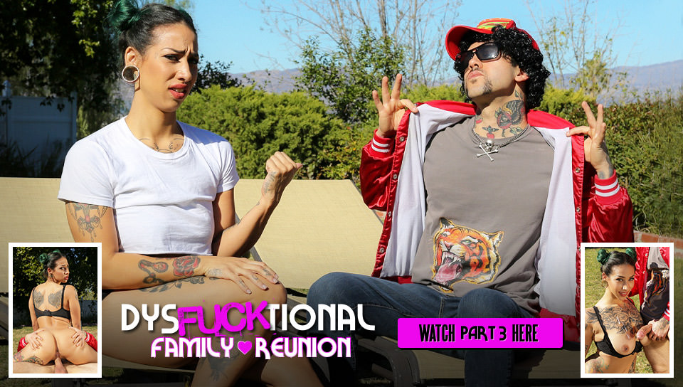 DysFUCKtional Family Reunion – Part 3 (Veronica Rose, Small Hands)