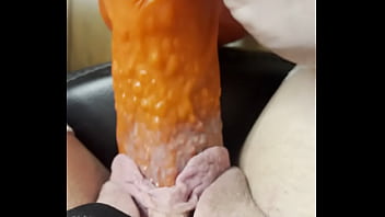 MILF cannot get enough of this dildo