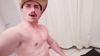 Gozando dentro do cuzinho da Hotwife gostosa do sul