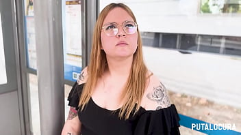 PutaLocura – Chubby colombiana culona Alice Foxy traga la leche de Torbe en Pilladas