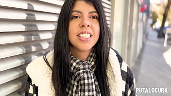 PutaLocura – Sexy brasileña Karoll Ferraz se folla a Torbe y traga su lefa en pillada.
