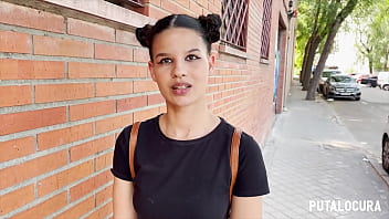 PutaLocura – Morbosa latina de gran culo Zafira quería ser modelo y terminó tragando semen