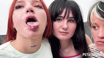 PutaLocura – Jovenes zorras Sara Villegas, Digna Morales y Laura Hardkinks tragan en el bukkake