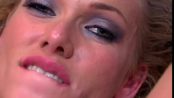 I’ve made it my mission to search the globe for the most voluptuously beautiful females…