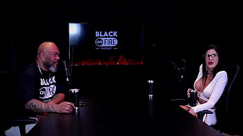 LETICIA BRAGA NO BLACK ON FIRE COM SR. BLACK – COMPLETO (WATCH ON: SHEER/RED)